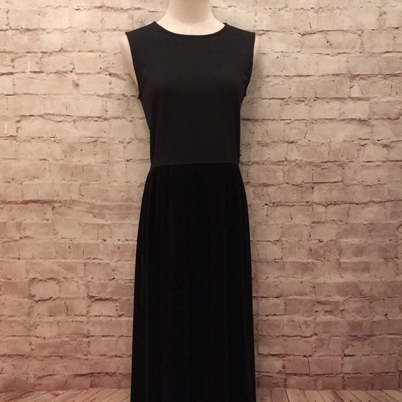 gap black midi dress